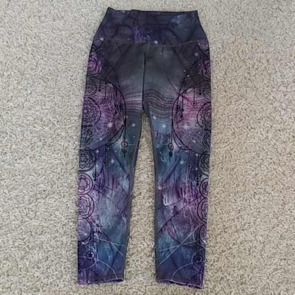 Evolution And Creation Leggings.